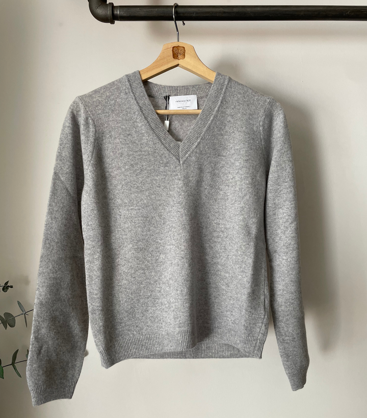 Merino Cashmere V-Neck Jersey Sweater