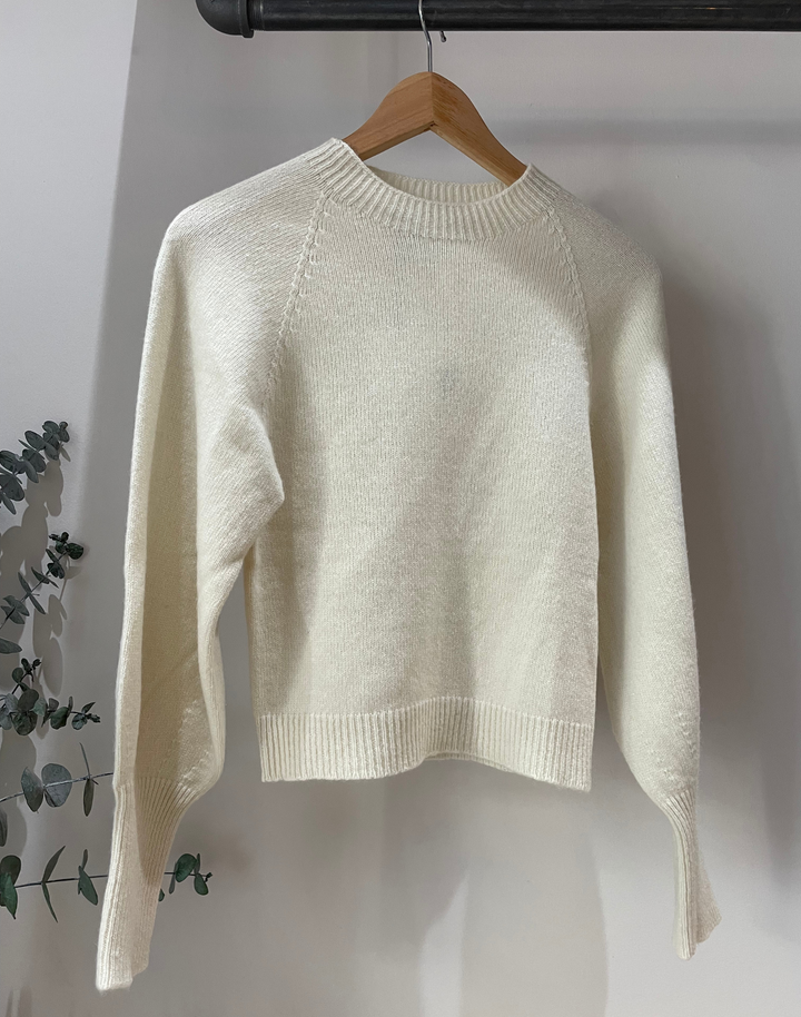 100% Cashmere Crewneck Sweater